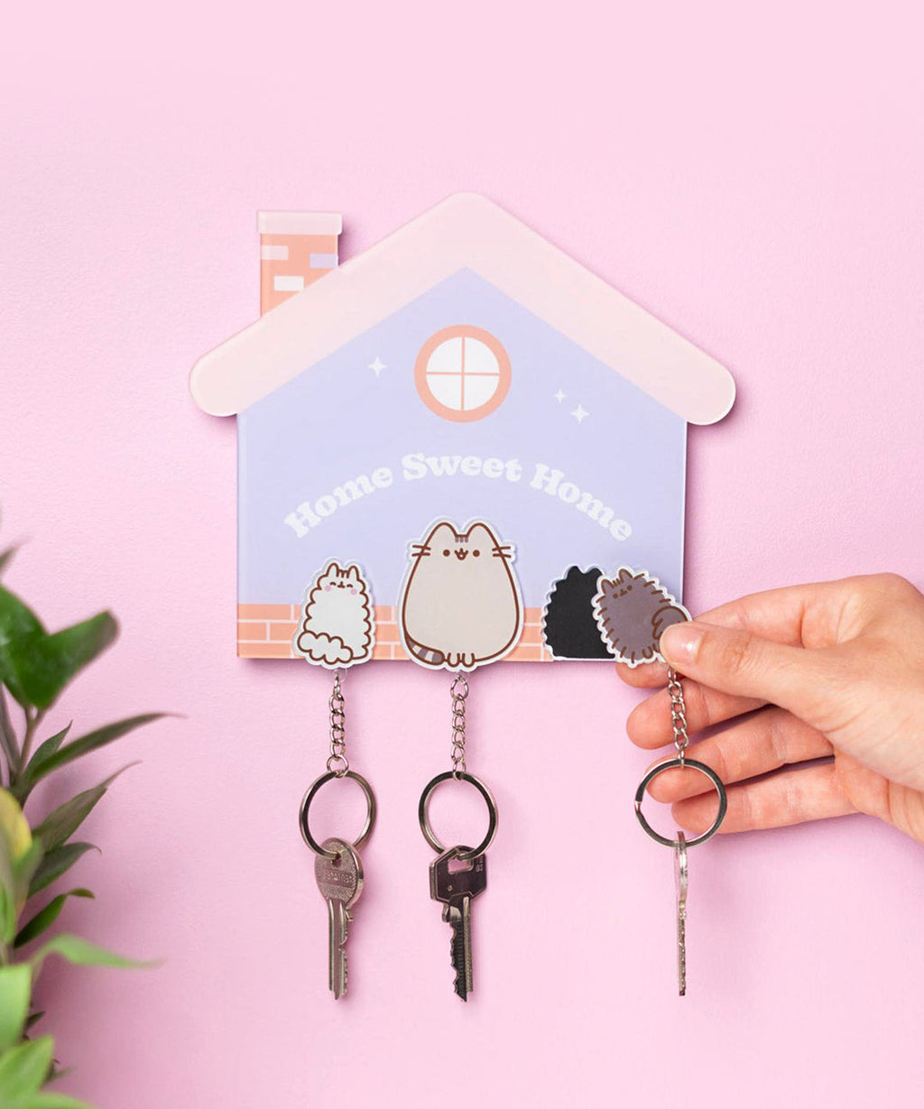 Pusheen Magnetic Keychain Holder
