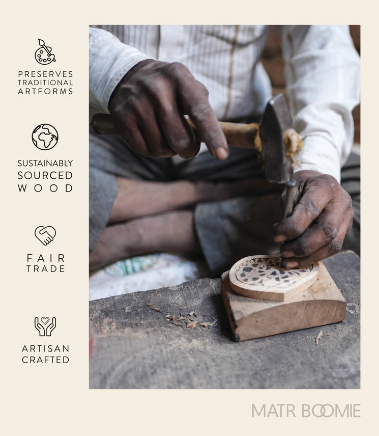 5 Dice Wooden Box Set